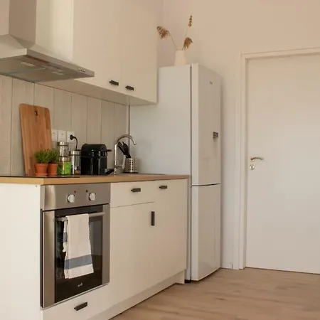 فيلة Ayerina Semi-detached