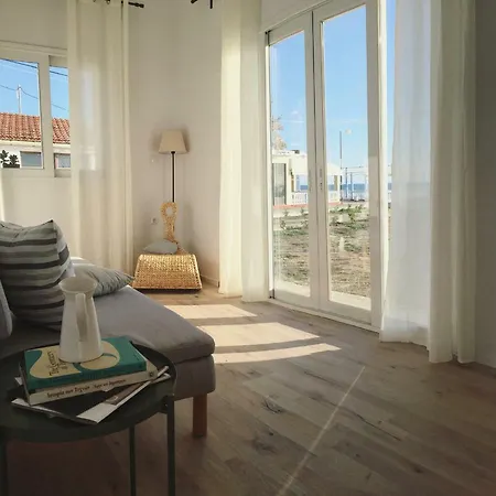 Ayerina Semi-detached فيلة *